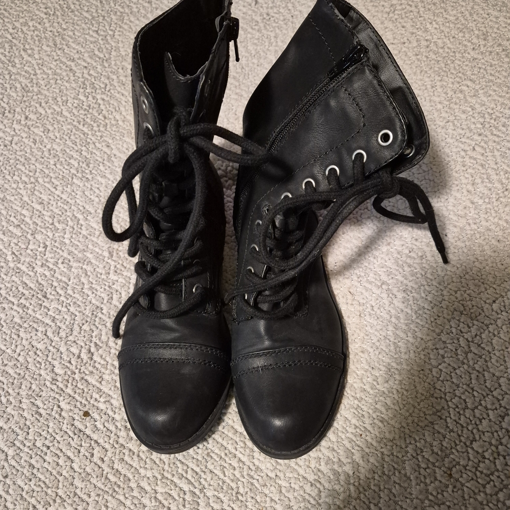 Faded Glory Black Lace Up Combat Boots Size 8.5